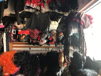 Halloween 🎃 costumes low prices