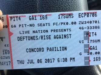 Deftones Rise Against