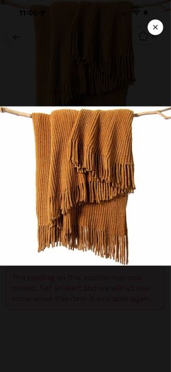 Chenille blanket brand new
