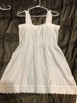 Shade embroidered camisole white top new