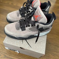 Jordan 4 Retro
