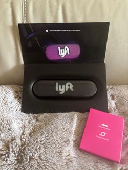Lyft Magnetic base