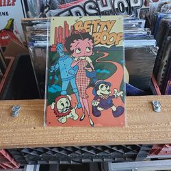 Cute Betty Boop Metal Sign 12"x8"