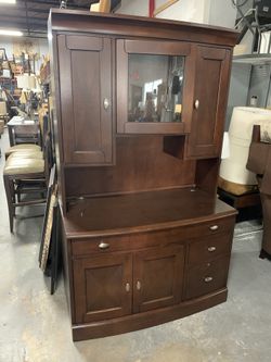 Desk armoire