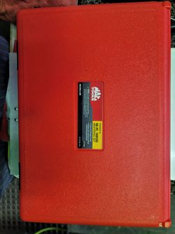 Mac tools TRCOMBO thread restoring kit/thread chaser