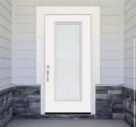Legacy 28 in. x 80 in. Full Lite Clear Micro Blind RHIS White Primed Fiberglass Prehung Door with 4-9/16 in. Jamb