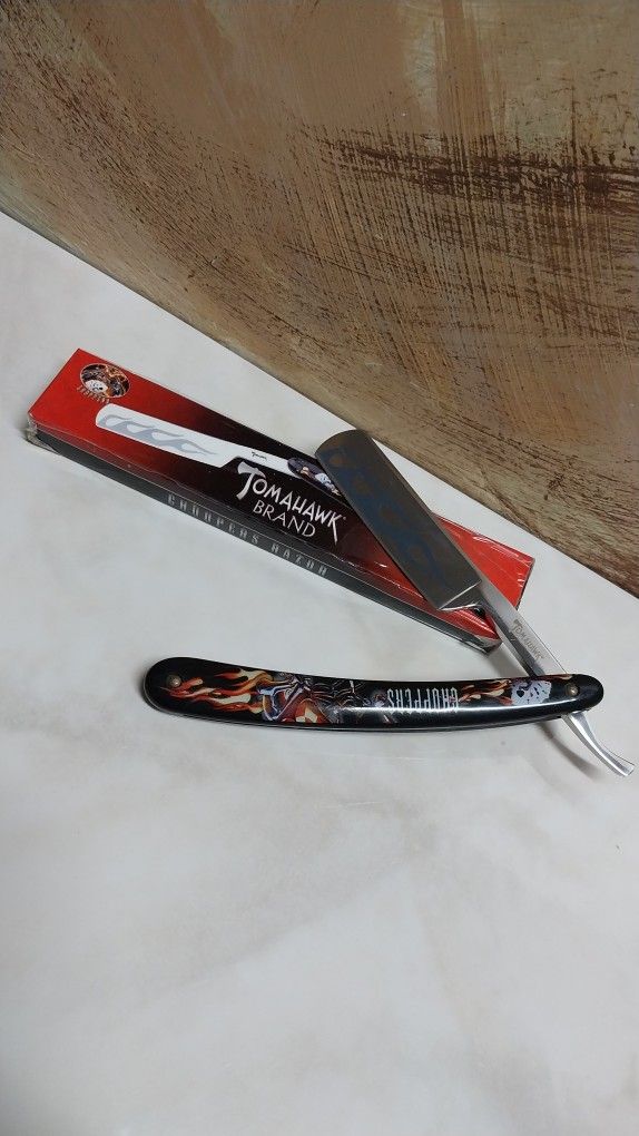 Tomahawk Brand Choppers Straight Razor