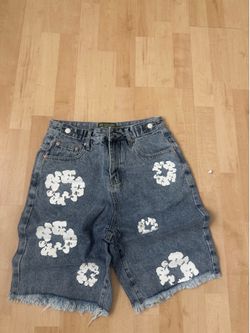 Denim tear jorts size medium 50$