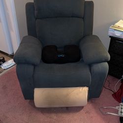 Power lift recliner
