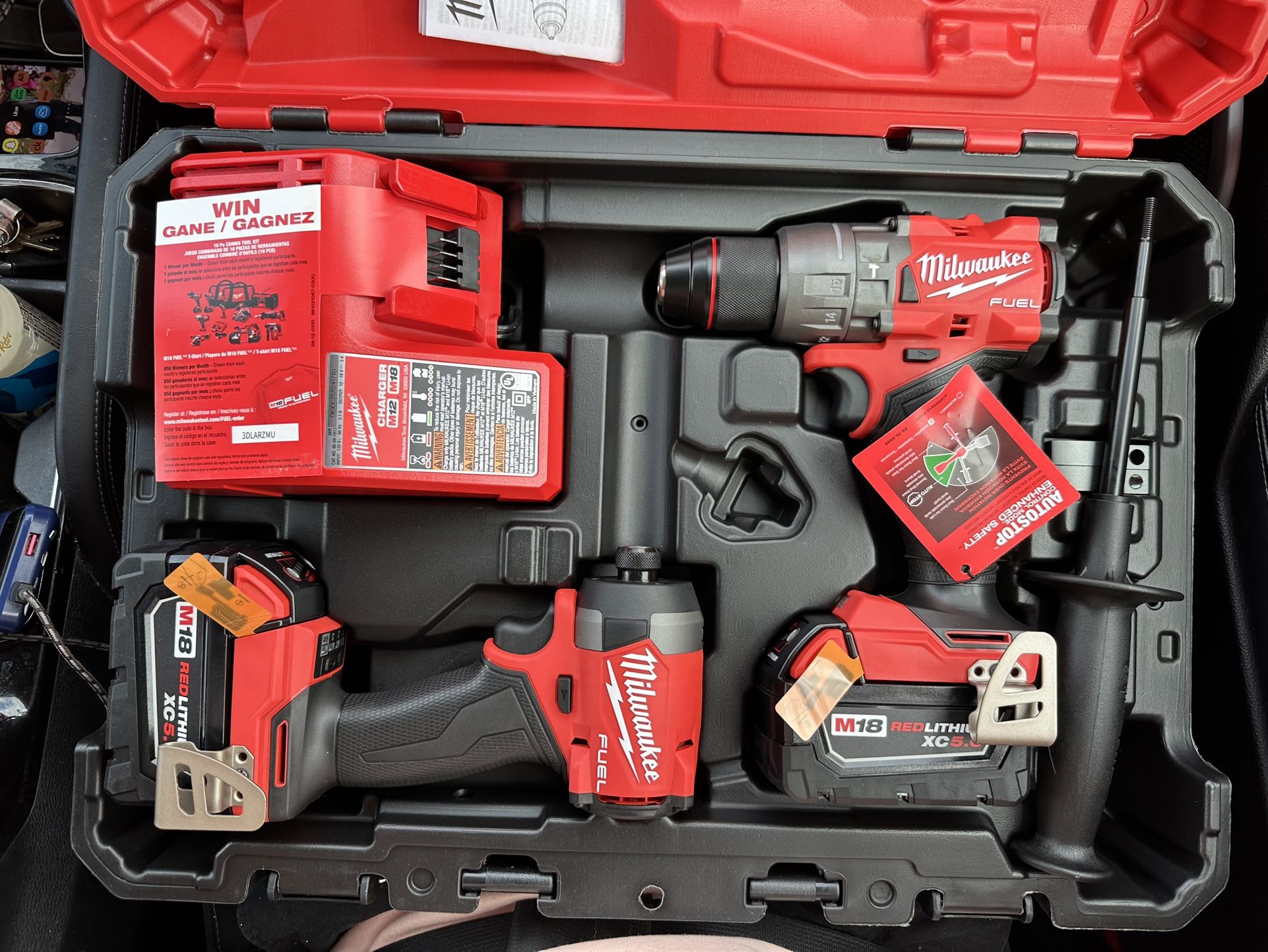 Milwaukee M18 FUEL 18V Lithium-Ion Brushless Cordless Hammer Drill and Impact Driver Combo Kit (2-Tool) with 2 Batteries BRAND NEW