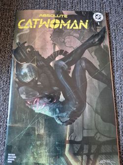 Absolute Catwoman #1 Dan Quintana Regular