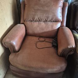 MCGANN ELECTRIC RECLINER