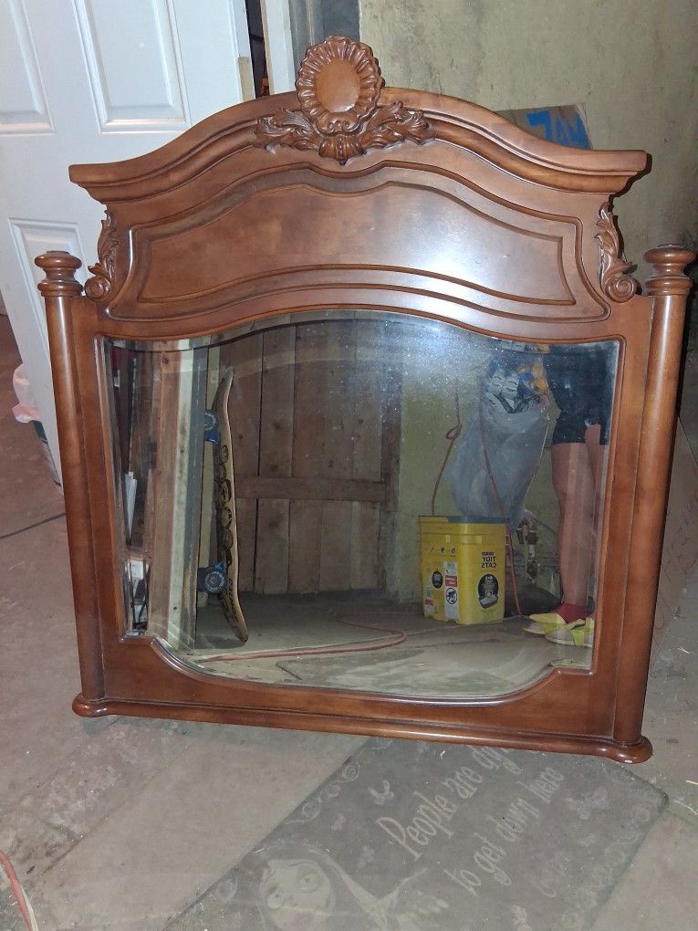 Antique Mirror Classic Walnut Oak French Mirror! Pick Up Only! $20. Firm. Moving Out Soon.