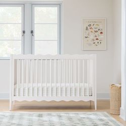 Daisy Convertible Crib