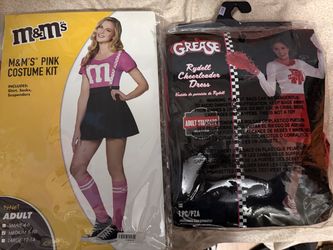 Halloween Costumes  🎃 👻