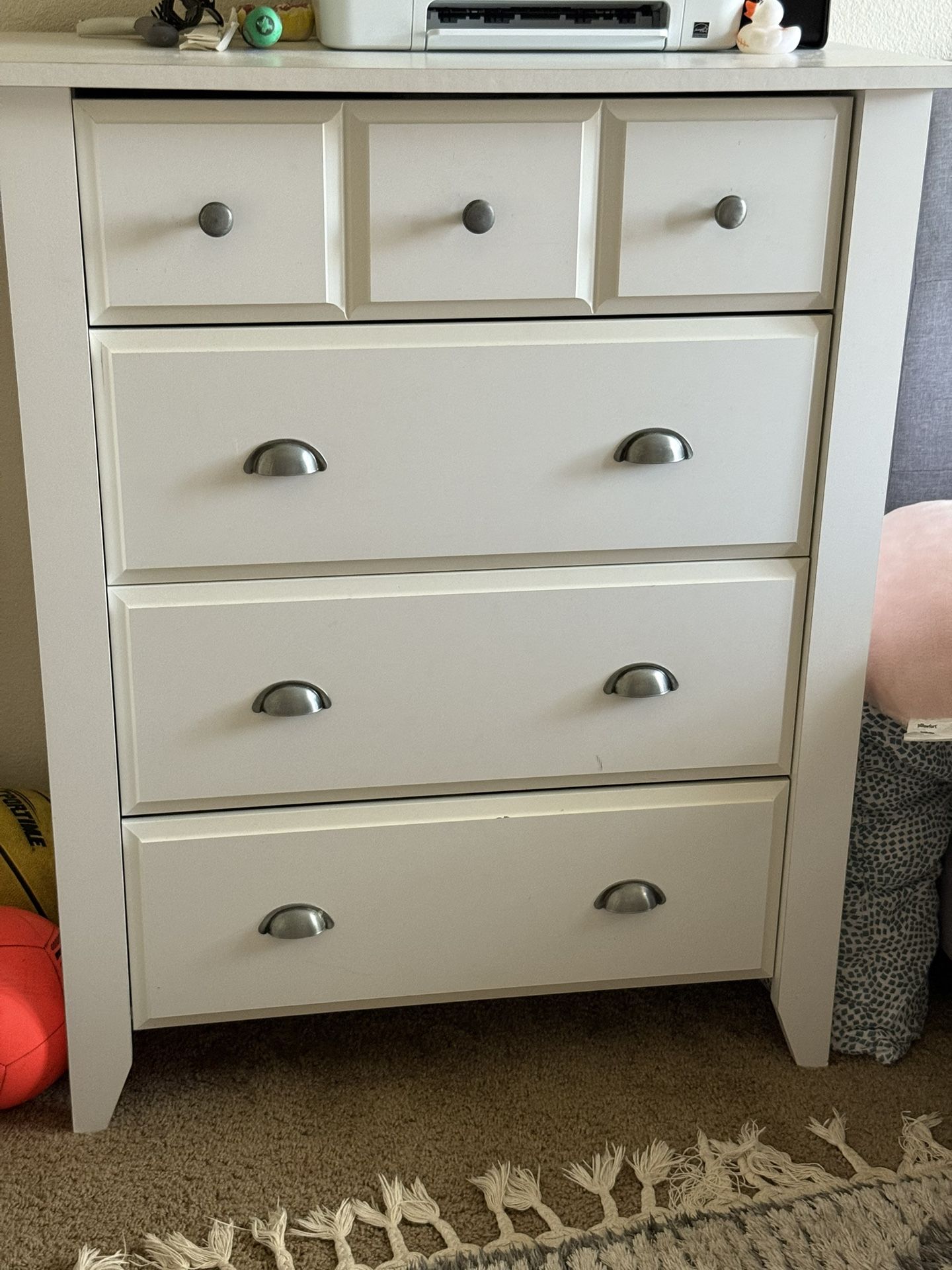 Dresser Chest