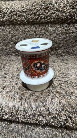 Colonial Candle Holder