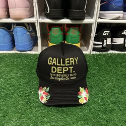 gallery dept trucker hat black paint splatter