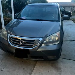 08 Honda Odyssey 