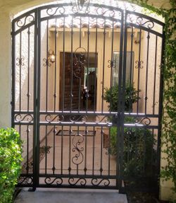 Entry gate