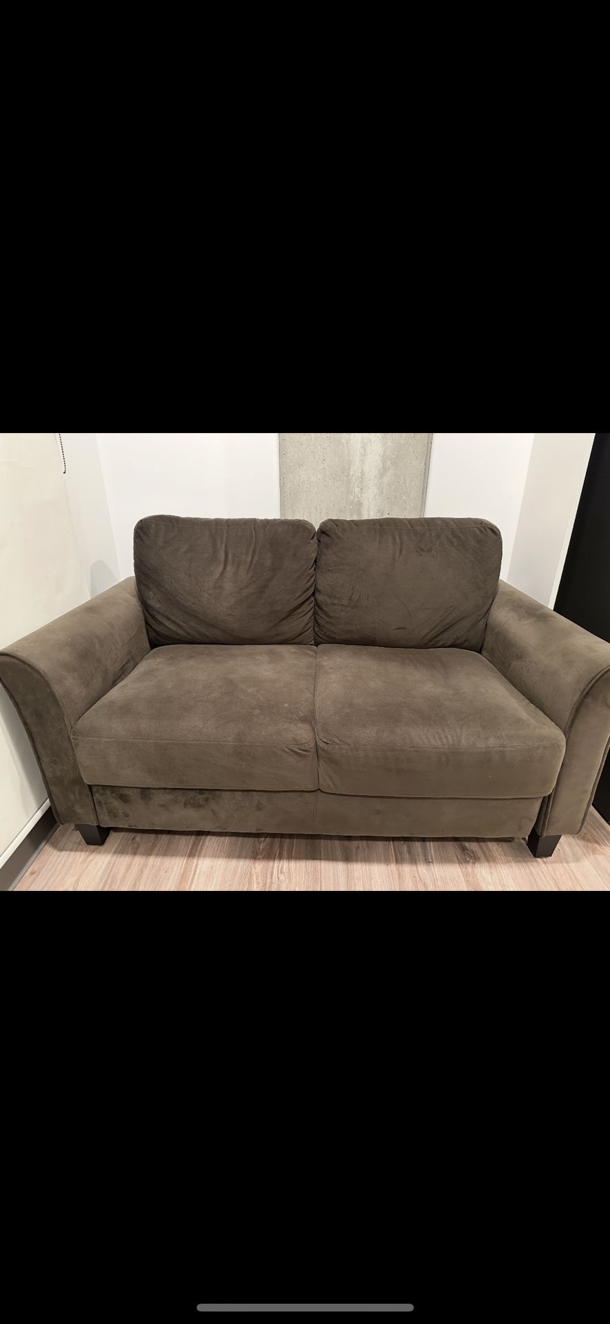 Brown Couch With Good Vision