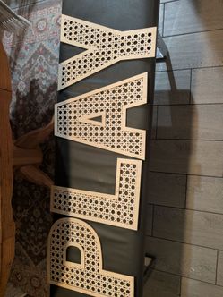 PLAY wall decor