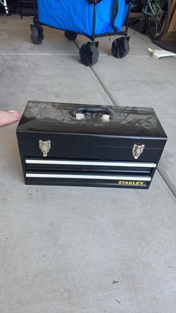 Metal Stanley tool box
