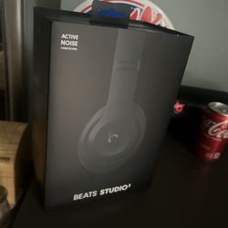 Studio 3 Beats