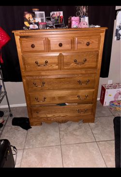 Dresser