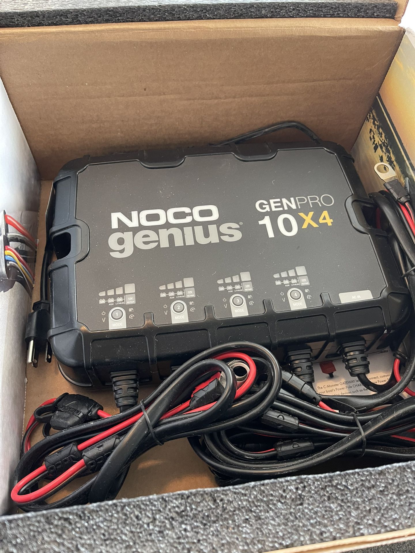 NOCO genius Gen pro 10x4 Battery charger