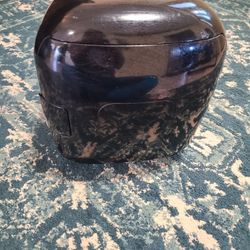 JH- 7F Black Compact Mini Fridge Cooler and Heater / Warmer AC 120v or DC 12v