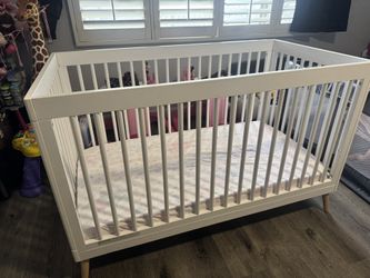 baby crib