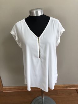 Women’s blouse size large