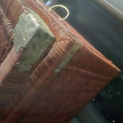 Wikker chest .used