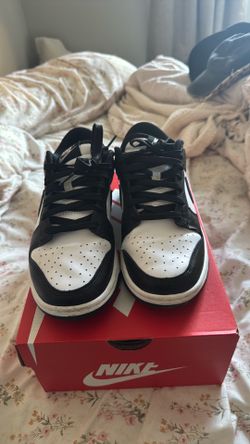 Nike Panda Dunks