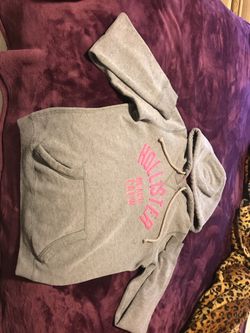 Hollister sweater