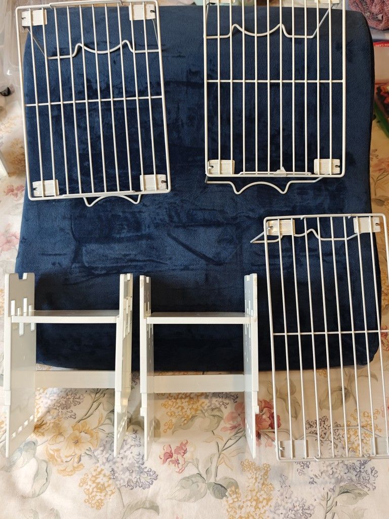 Moving sale!Daiso Stackable storage racks