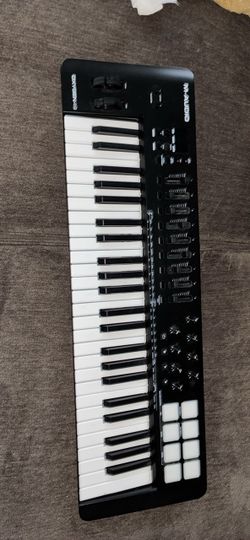 M Audio Oxygen 49 Midi Keyboard