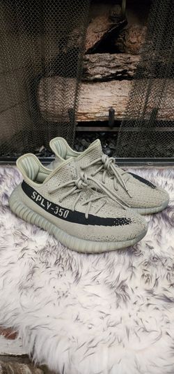 Yeezy Boost 350 V2 'Granite' Trade or Cash