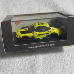 1:64 Sparky Bentley GT3
