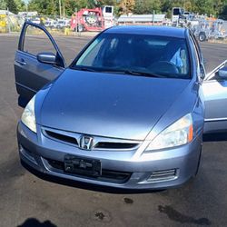 2007 Honda Accord *142,000 Miles