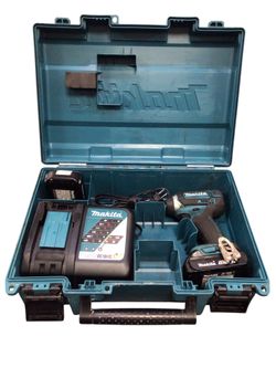 Makita XDT11R 18V Compact Lithium-Ion Cordless Impact Driver Kit