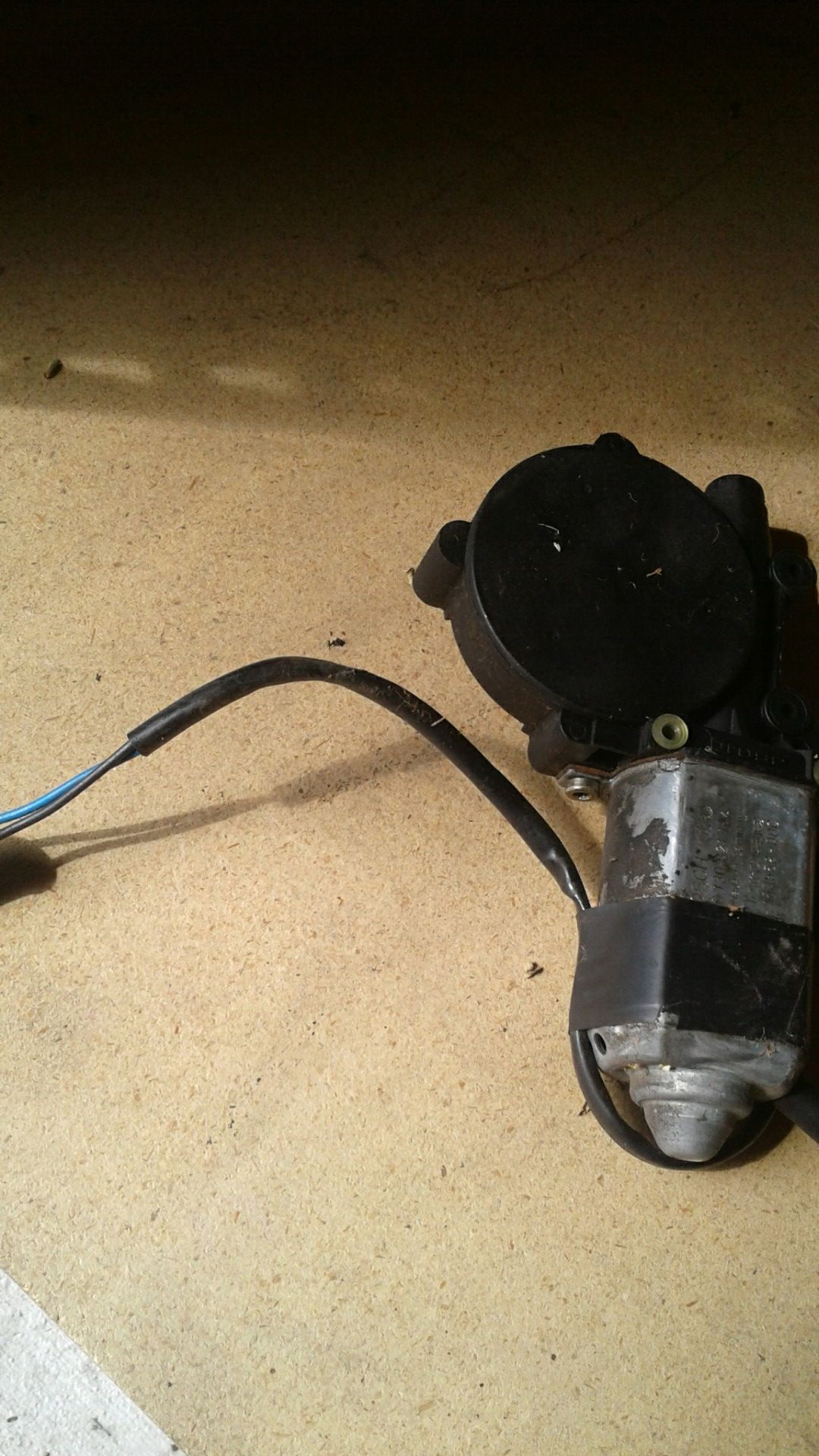 BMW E30 325i power window motor