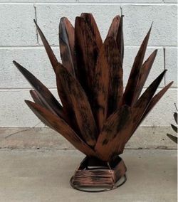 Brand New Extra large Painted Metal Agave Plant Yard Art