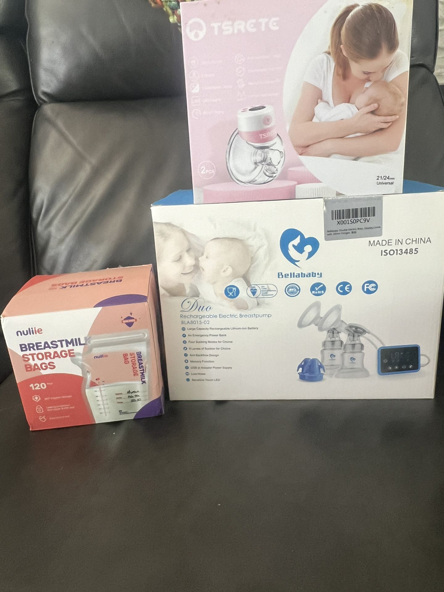 Breast pumps And Bags 