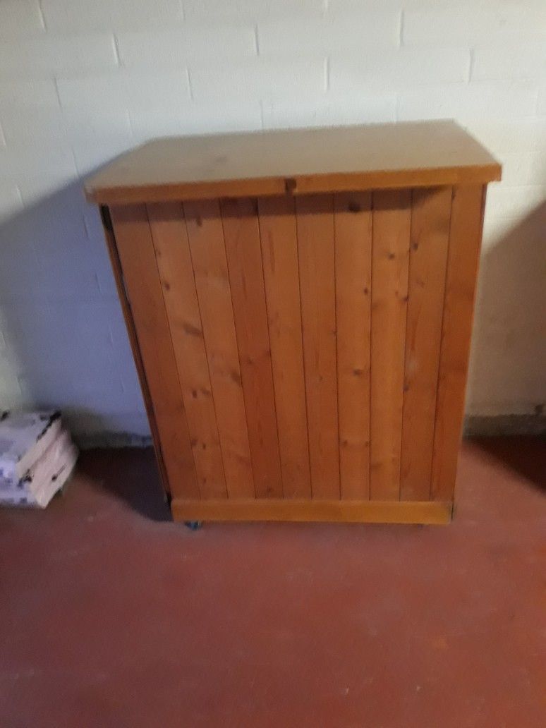 Solid Wood Bar