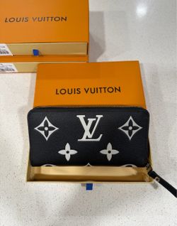 Louis Vuitton Zippy Wallet