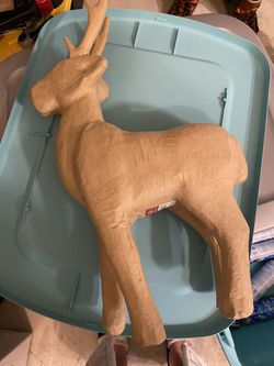 Paper reindeer decoration