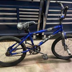Kent Abyss 20in Bike For Kids 