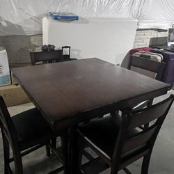 Dining Table With 4 High Chairs
